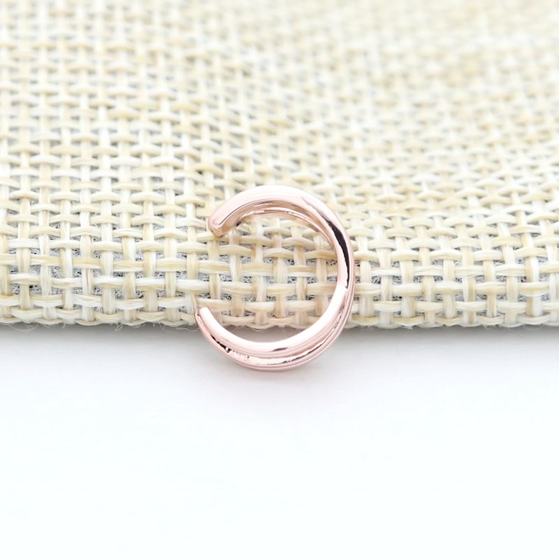 Cross Lines Ear Cuff - Rose Gold-Body Piercing Jewellery, Ear Cuffs, earrings, Jewellery, Non-Pierced, Women's Earrings, Women's Jewellery-EC0091-RG3-800-Glitters