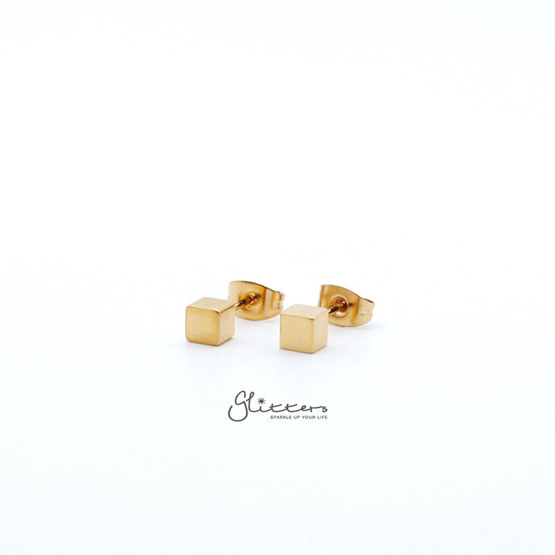 Gold cube stud deals earrings