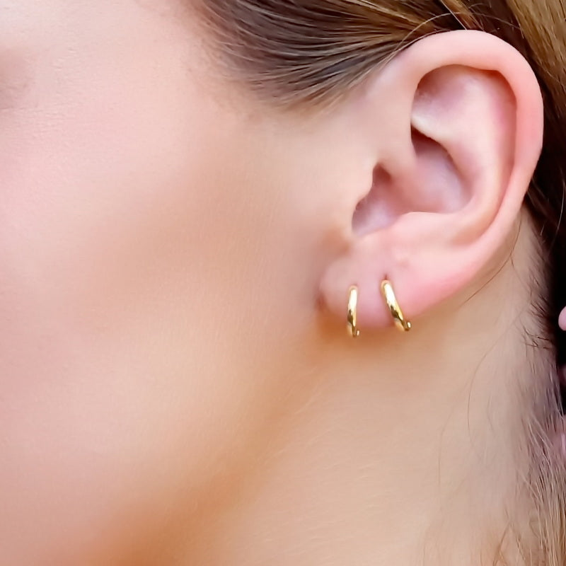 Sterling Silver One-Touch Huggie Hoop Earrings - Gold-Daith, earrings, Hoop Earrings, Jewellery, Tragus, Women's Earrings, Women's Jewellery-sse0398-g-m1-Glitters